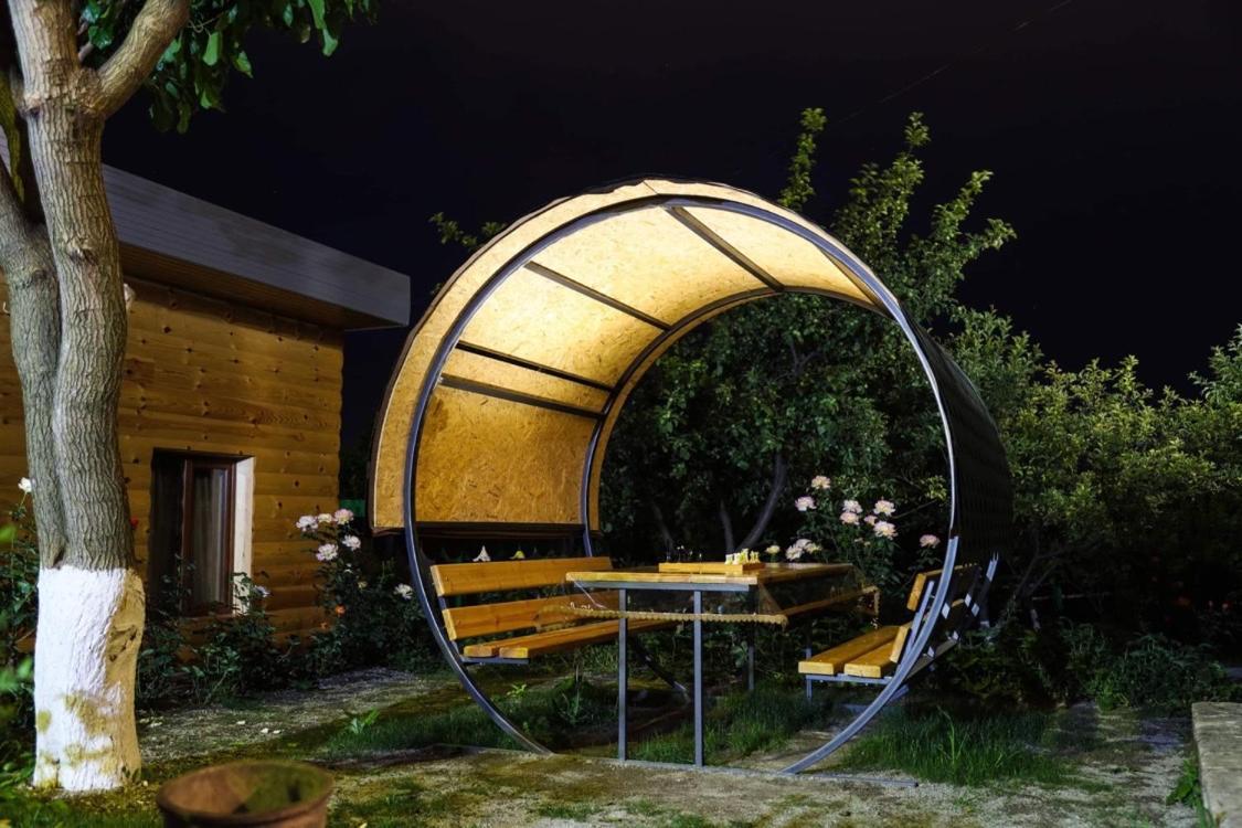 Hayi Tun Guest House Горис Экстерьер фото