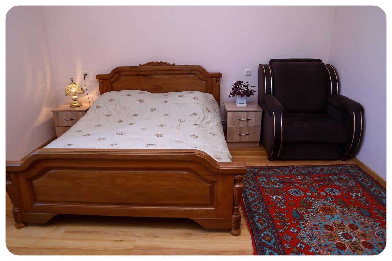 Hayi Tun Guest House Горис Экстерьер фото